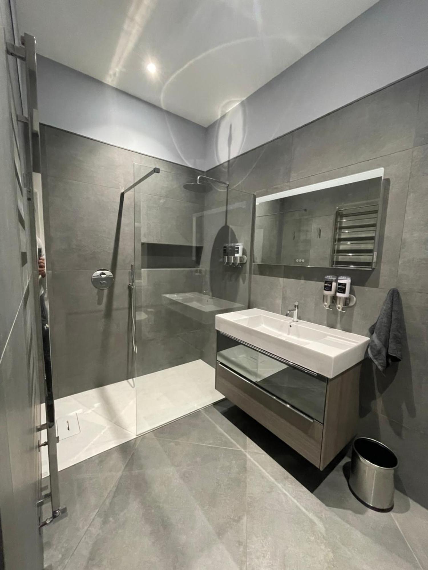Laurieston Inn Фалькирк Экстерьер фото